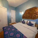 Hotel Royal Taksim 3*