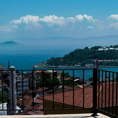Royal Taksim 3*