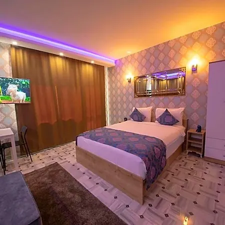 Royal Taksim Hotel 3*