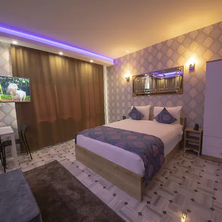 Royal Taksim Hotel 3*