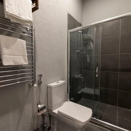 Royal Taksim 3*